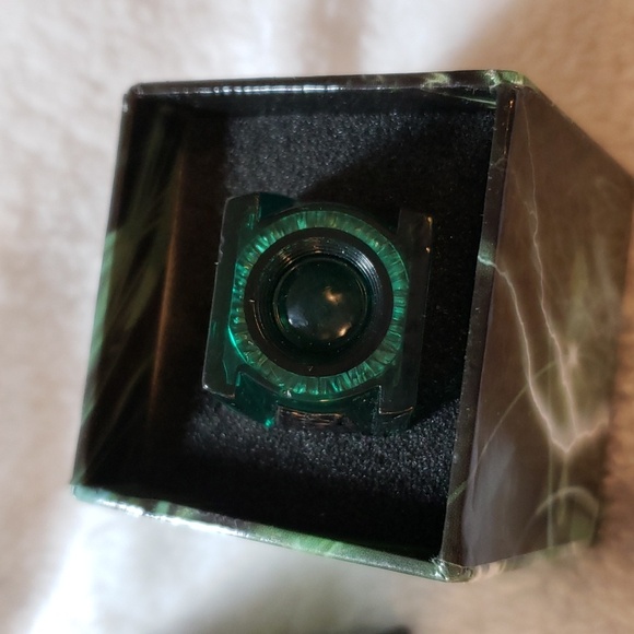GREEN LANTERN MOVIE POWER RING - Picture 10 of 13